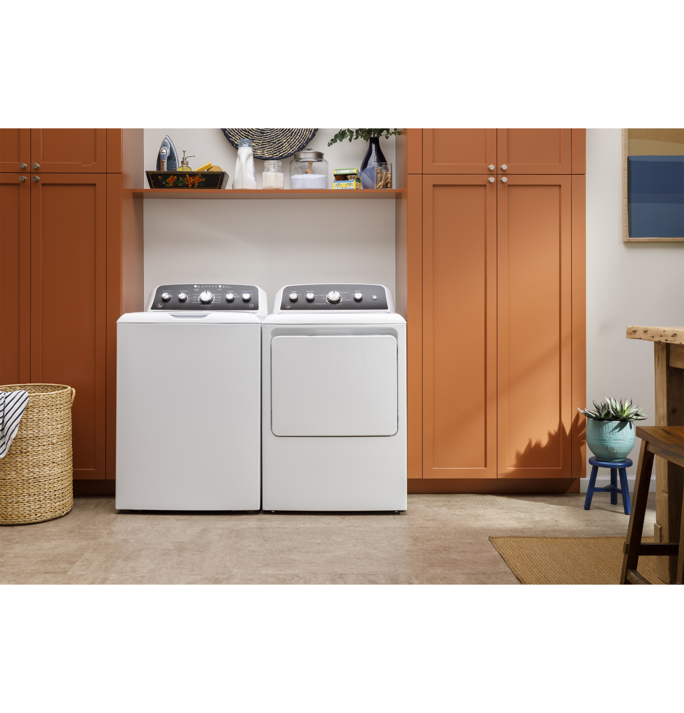 4.5 cu. ft. Capacity Washer with Spanish Panel and Wash Modes Soak and Power ETW485ASWWB