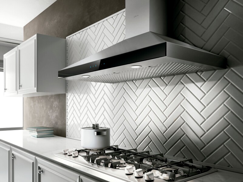 Varna 30" Wall-mount Range Hood EVR630S2