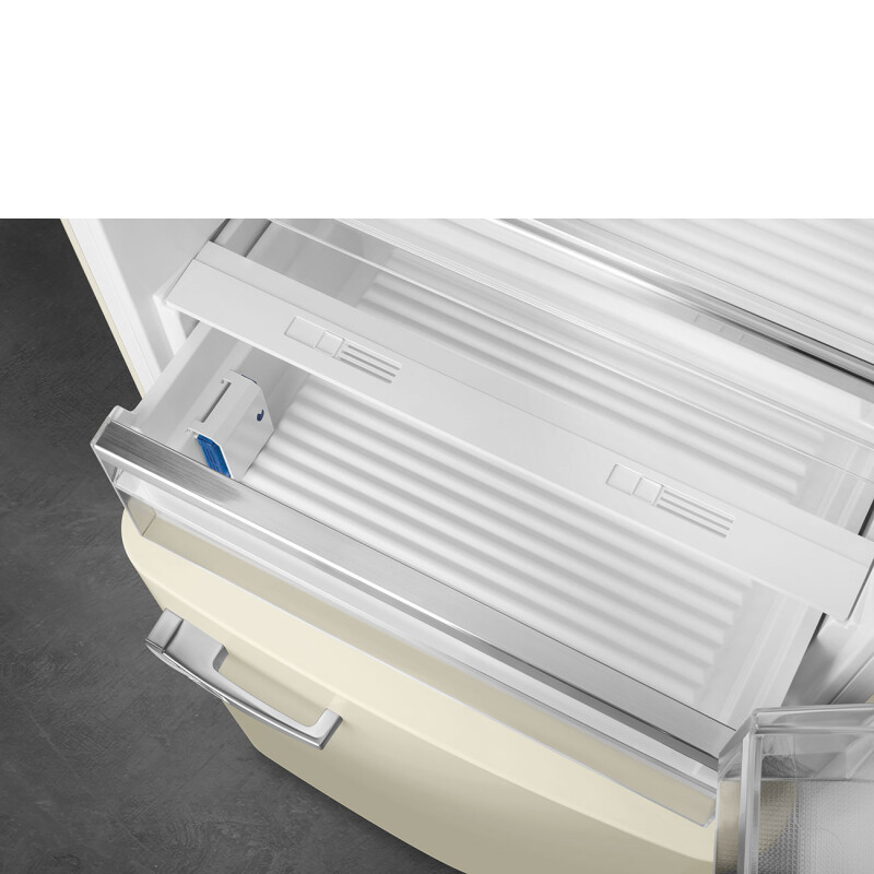 Refrigerator Retro-style FAB38URCR