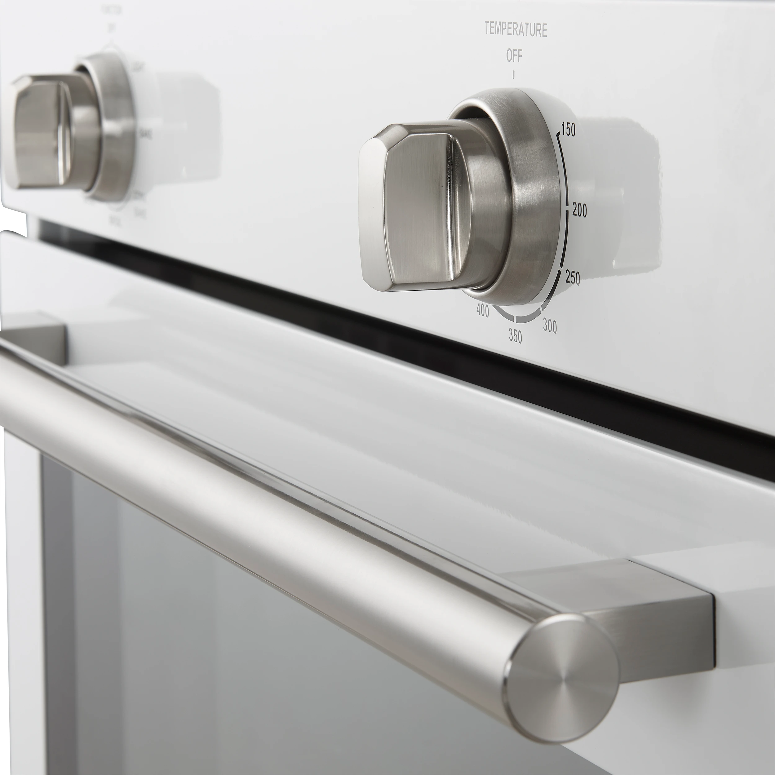 Vomero 30-Inch Wall Oven, White, 5 cu.ft Capacity, 3550 Watts Convection, Mechanical Controls, Manuel Steam Clean FBOEL137030WHT