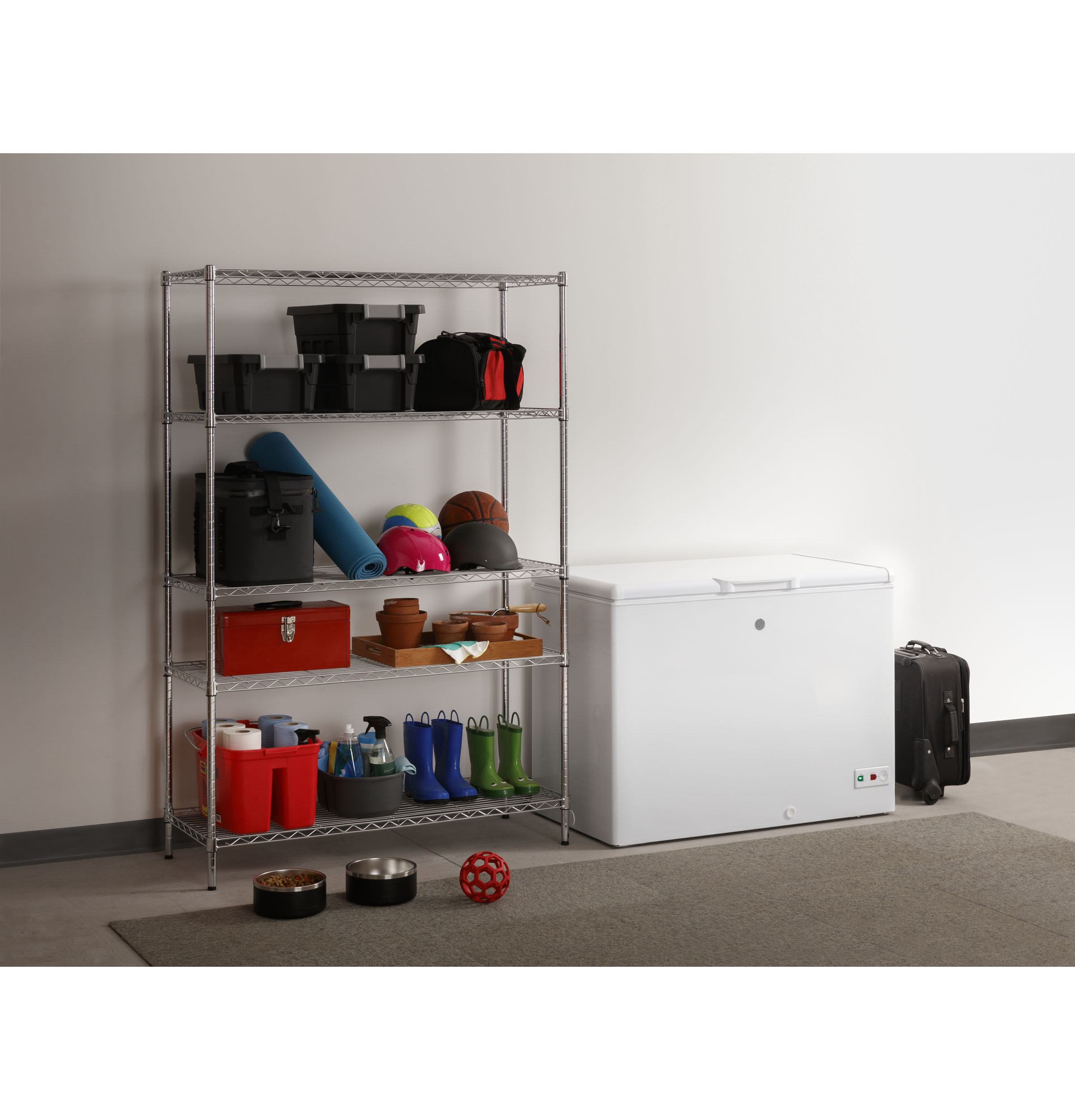 10.7 Cu. Ft. Manual Defrost Chest Freezer FCM11SRWW