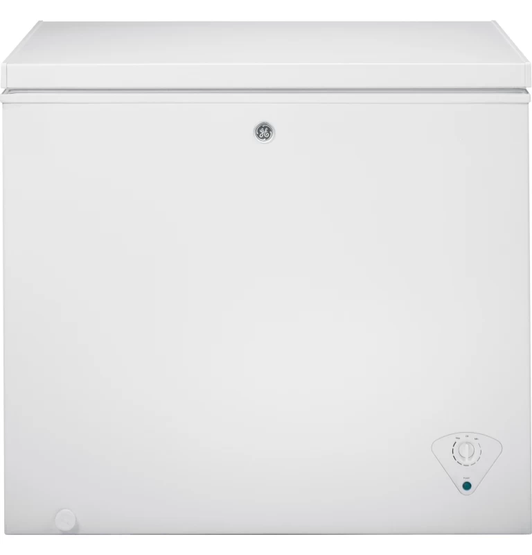 GE 7.0 Cu. Ft. Manual Defrost Chest Freezer White FCM7STWW Picture 1