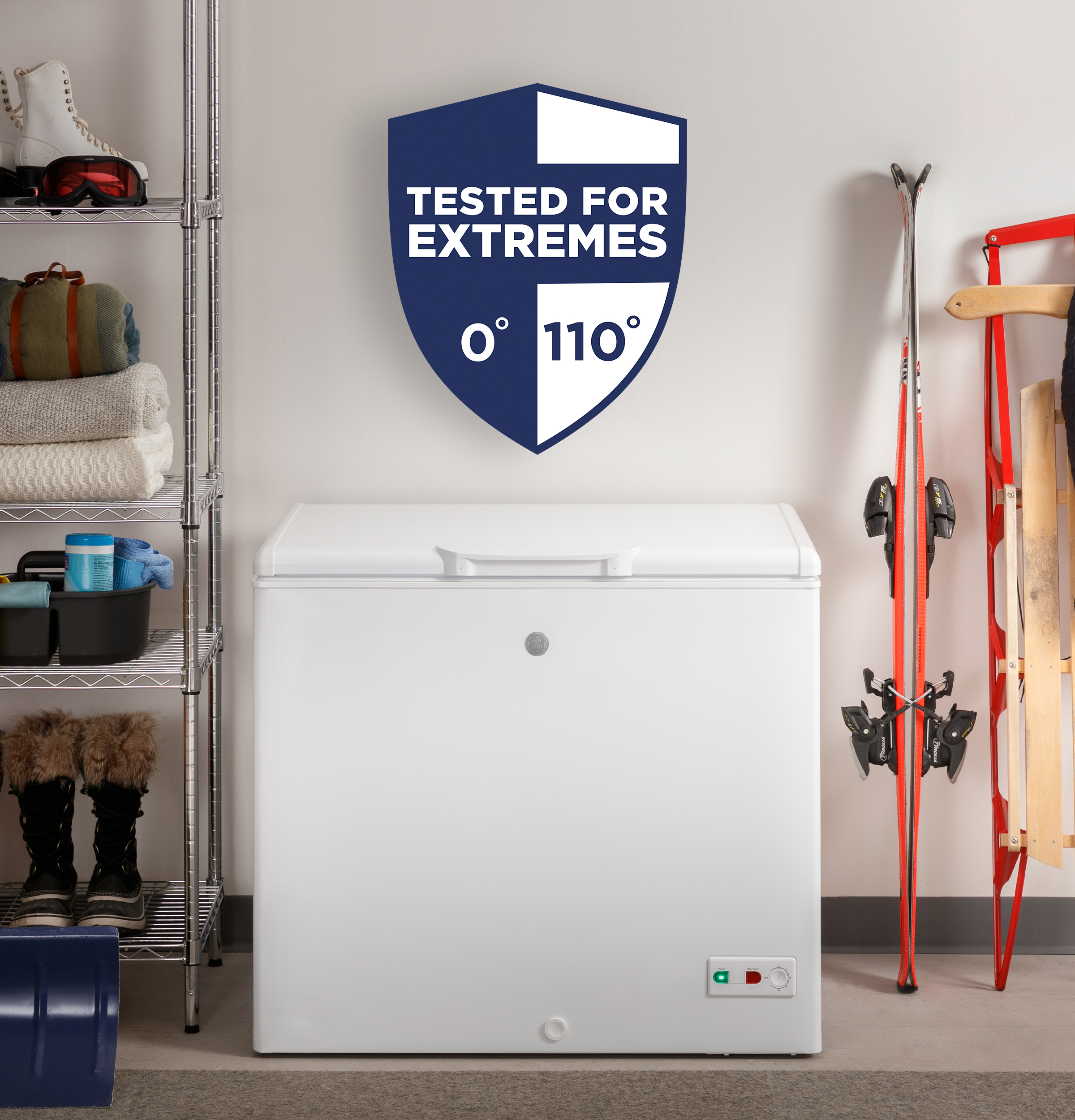 8.8 Cu. Ft. Manual Defrost Chest Freezer FCM9SRWW