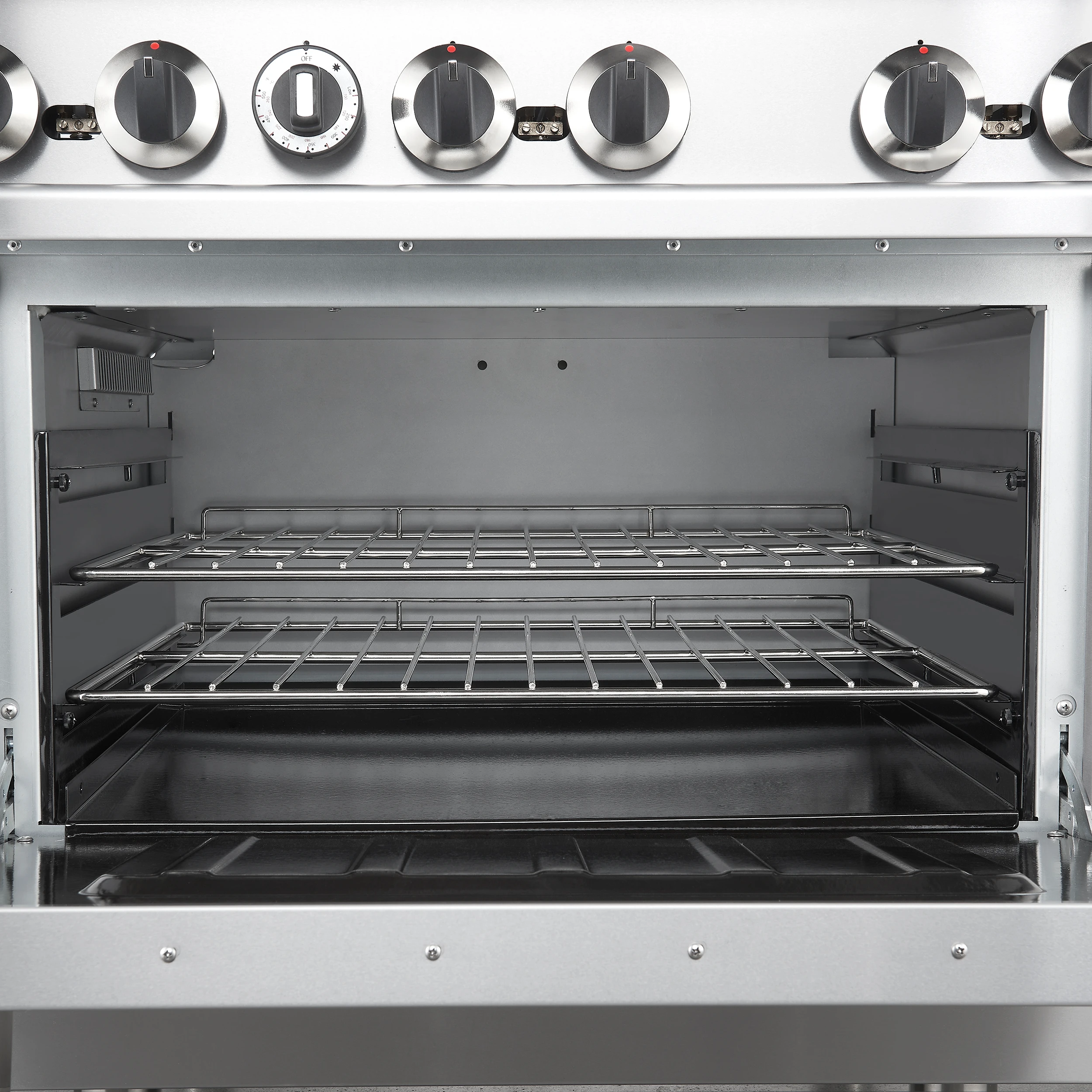 Commerciale 36 Inch Gas Range with 6 Burners FCMGR009336