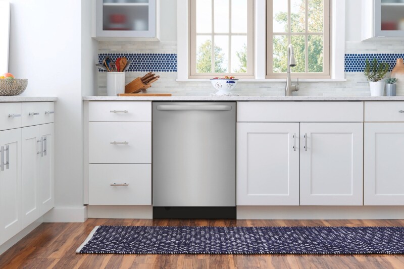 24" Built-In Dishwasher with EvenDry System FDSH4501AS