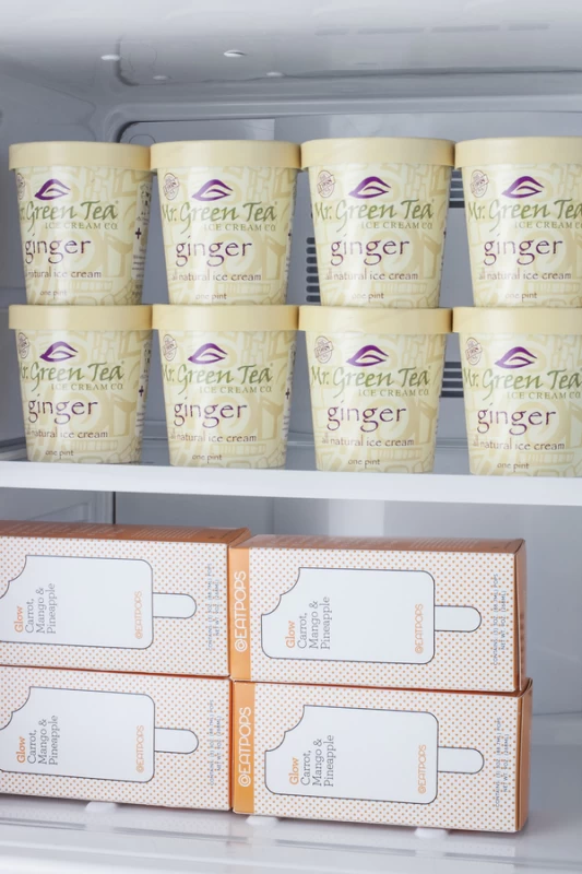 26" Wide Top Mount Refrigerator-Freezer FF1427BK