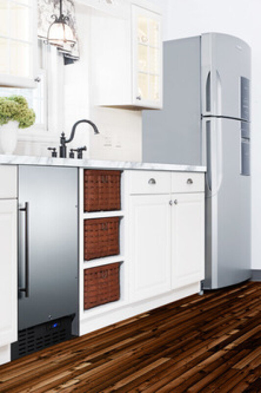 18" Wide Built-In All-Refrigerator FF1843BCSS