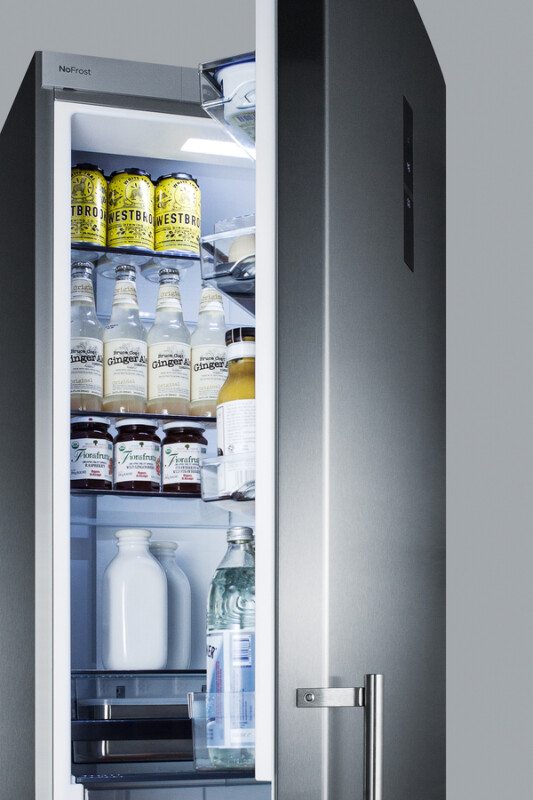 24" Wide Bottom Freezer Refrigerator FFBF181ES
