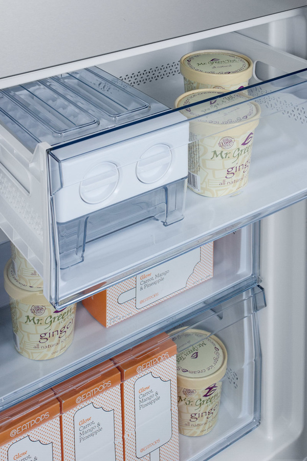 24" Wide Bottom Freezer Refrigerator FFBF192SS