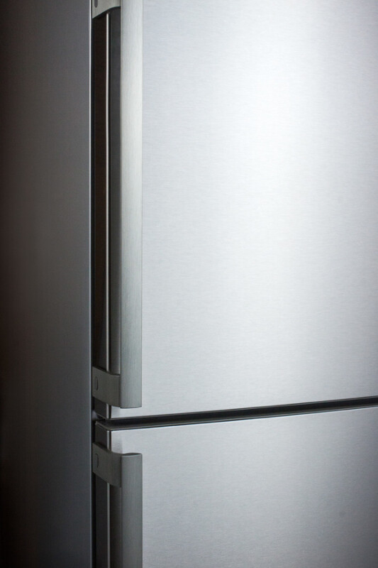 24" Wide Bottom Freezer Refrigerator With Icemaker FFBF247SSIM