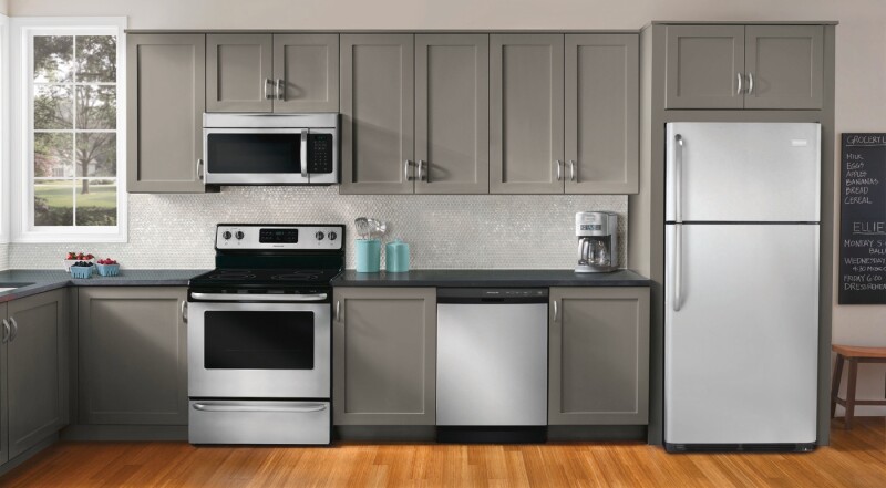 24" Dishwasher FFCD2413UB