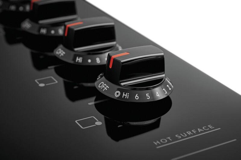 30" Electric Cooktop FFEC3025US