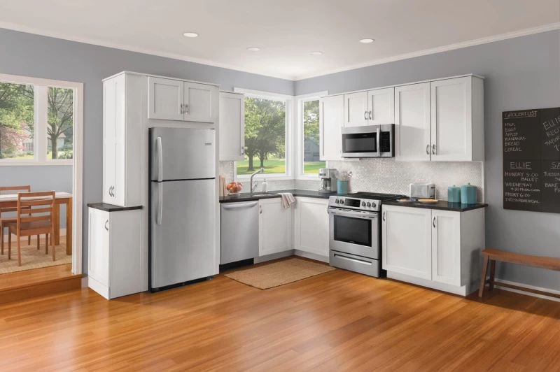 30" Front Control Freestanding Electric Range FFEH3054US