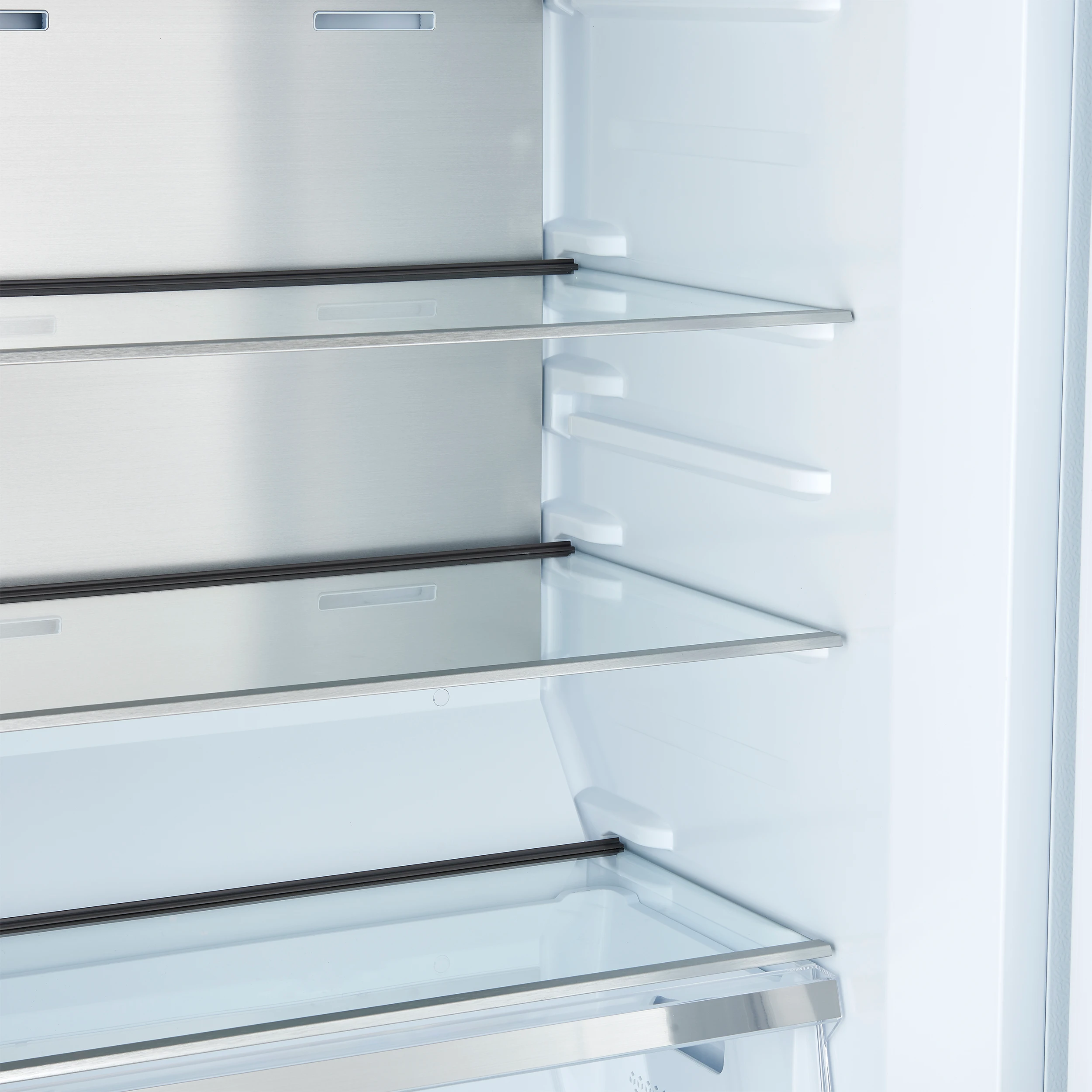 Maderno 2-28-Inch Wide Convertible Refrigerator/Freezer in White, Decorative Trim, 27.2 cu.ft, 84-Inch High, ENERGY STAR Certified FFFFD172260MGWHT