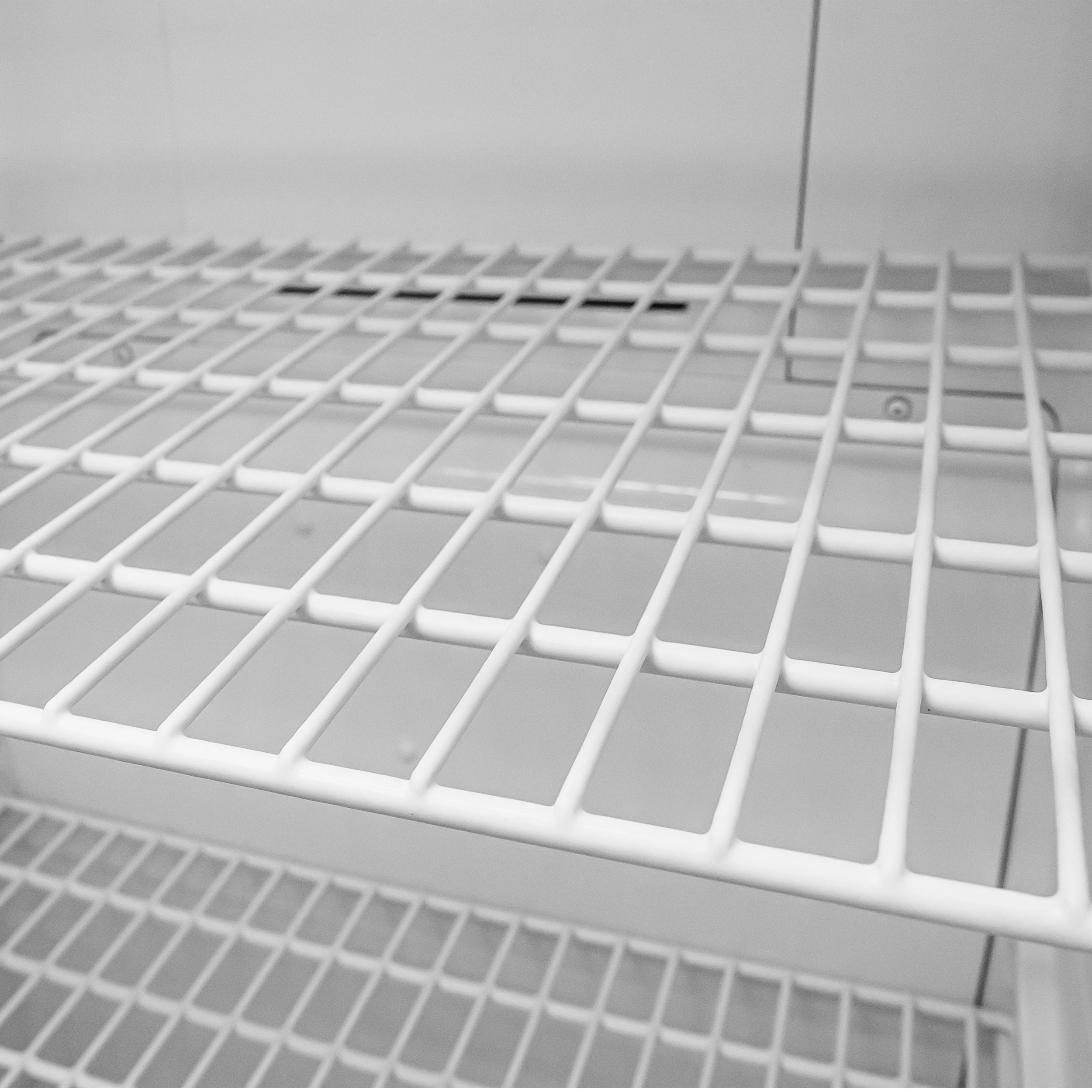 Rizzuto 28-Inch Upright Convertible Refrigerator, Right Swing, ENERGY STAR Certified FFFFD193328RS