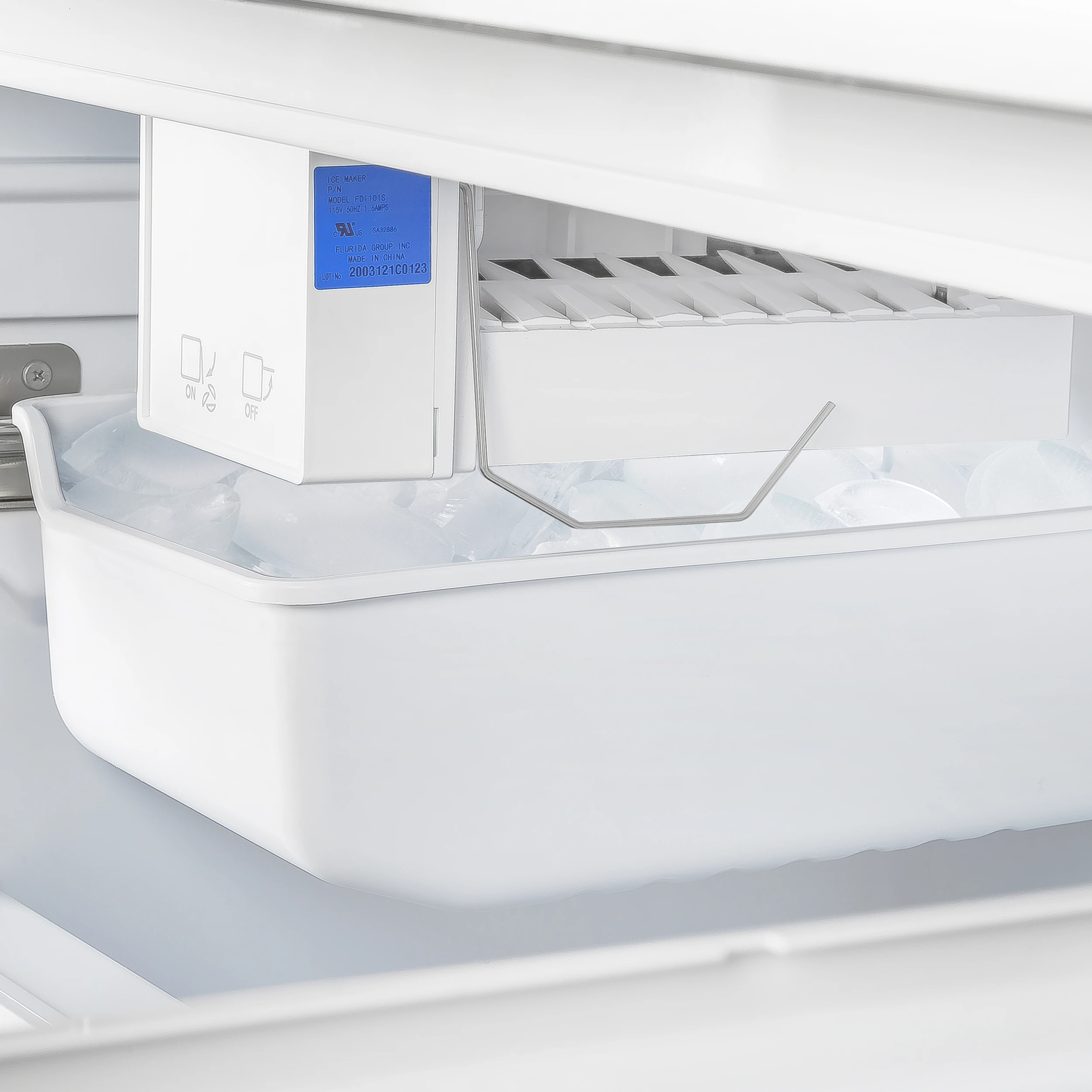 Gallipoli 30-Inch French Door Refrigerator with Bottom Freezer, 17.5 cu.ft Capacity, Stainless Steel, No Frost Technology, Built-In Ice Maker, Energy Efficient FFFFD197431SB