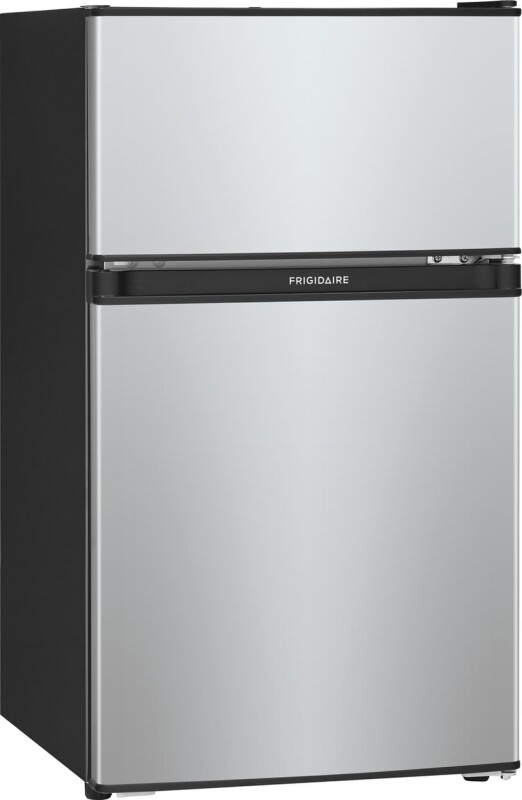 3.1 Cu. Ft. Compact Refrigerator FFPS3133UM