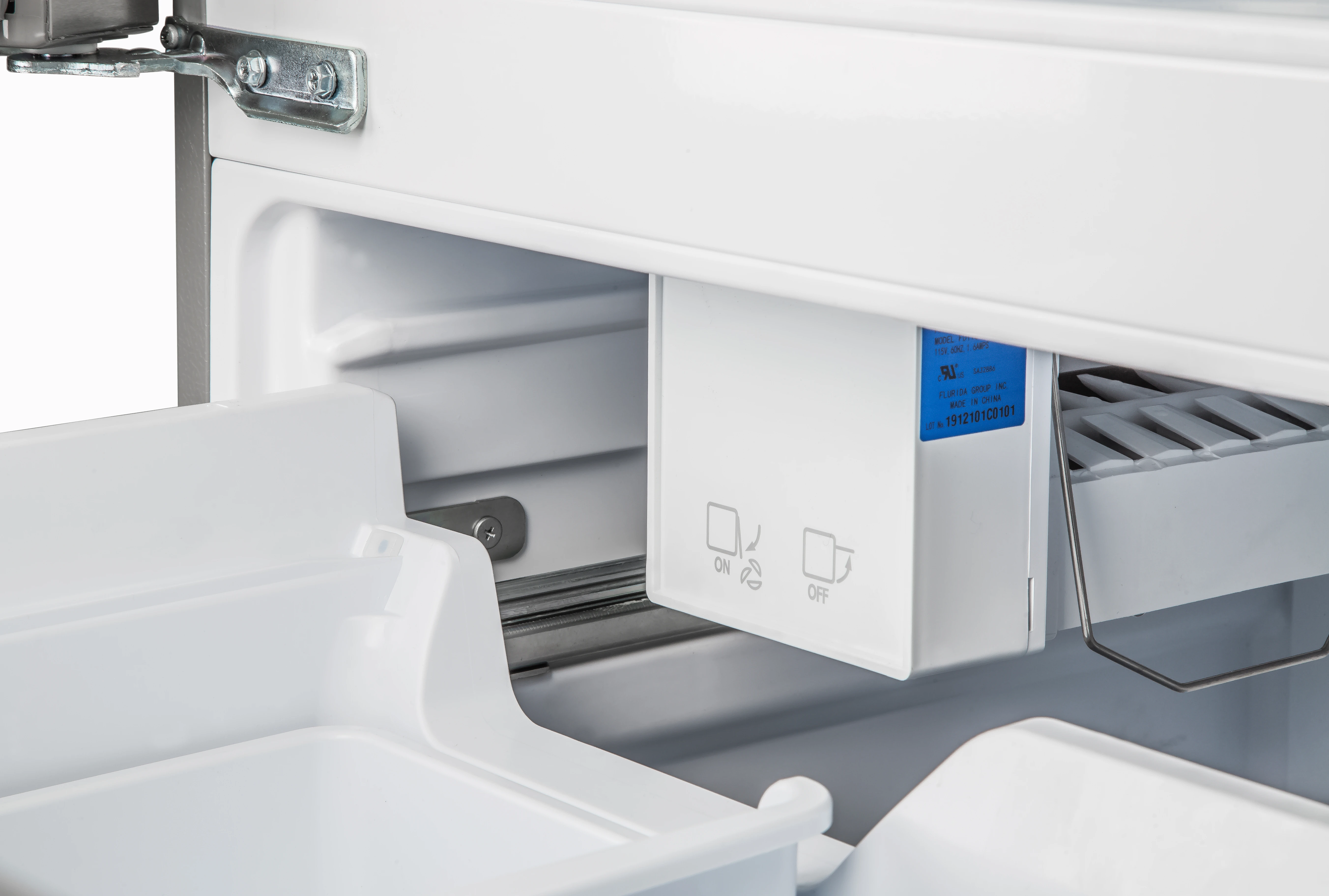 Moena 36-Inch French Door Refrigerator, 19.2 cu.ft, Counter Depth, Ice Maker, Stainless Steel Interior Panel, ENERGY STAR Certified FFRBI182036SB