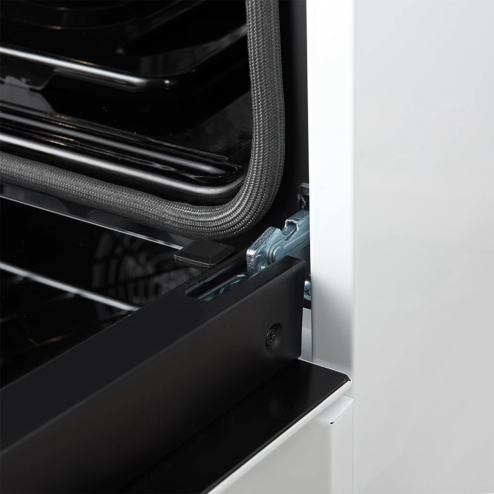 Leonardo Espresso 30-Inch White Gas Range, 5 Burners, 39,500 BTU, 5 cu.ft Convection Oven FFSGS111630WHT