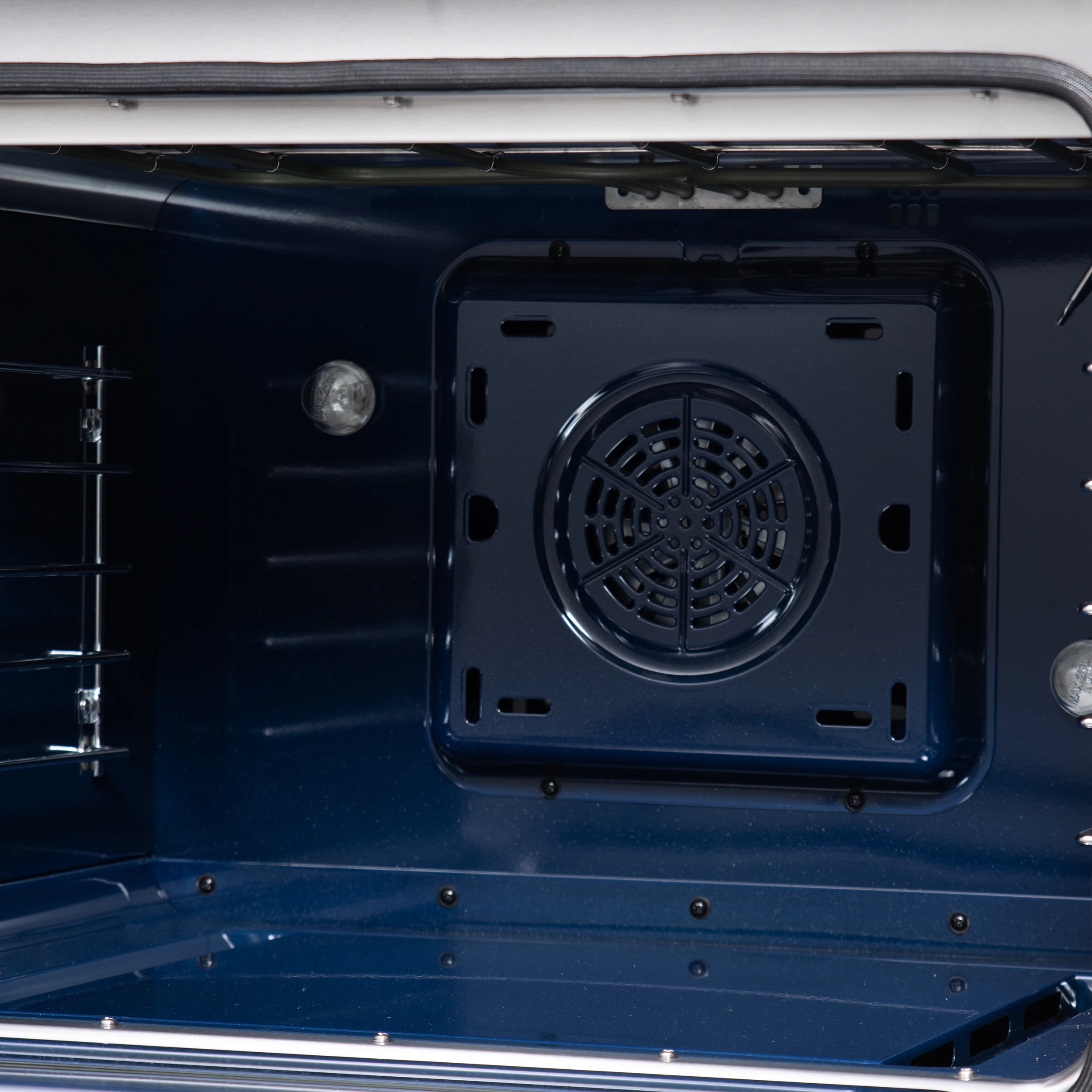 Massimo 30-Inch Freestanding Dual Fuel Range in White with Antique Brass Accessories, 4 Burners, 4.32 cu. ft. Convection Oven FFSGS612530WHT