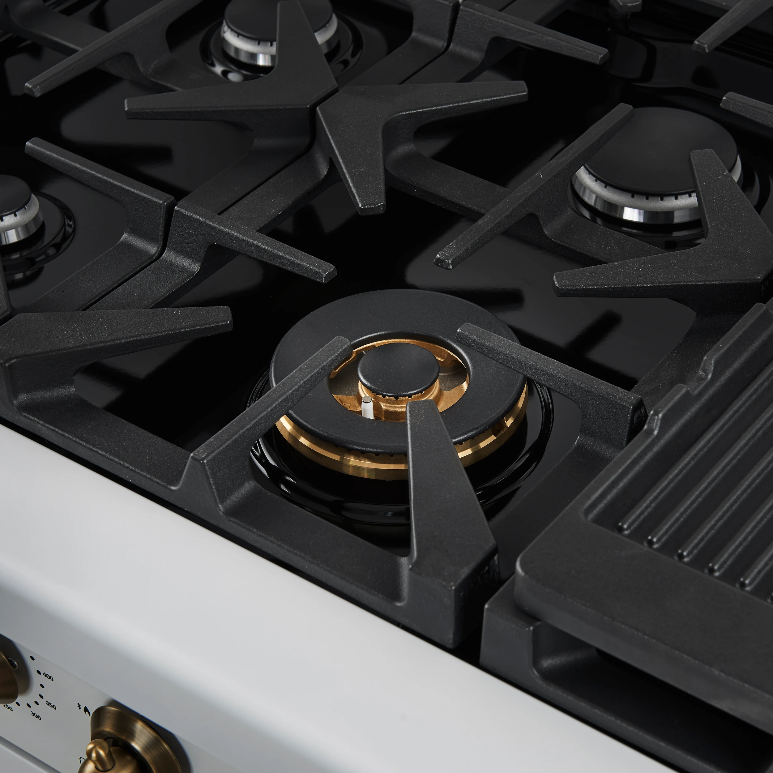 Antico 48-Inch Freestanding Gas Range, White, Antique Brass Design, 8 Burners, Griddle, Double Ovens, Energy Efficient FFSGS621948WHT