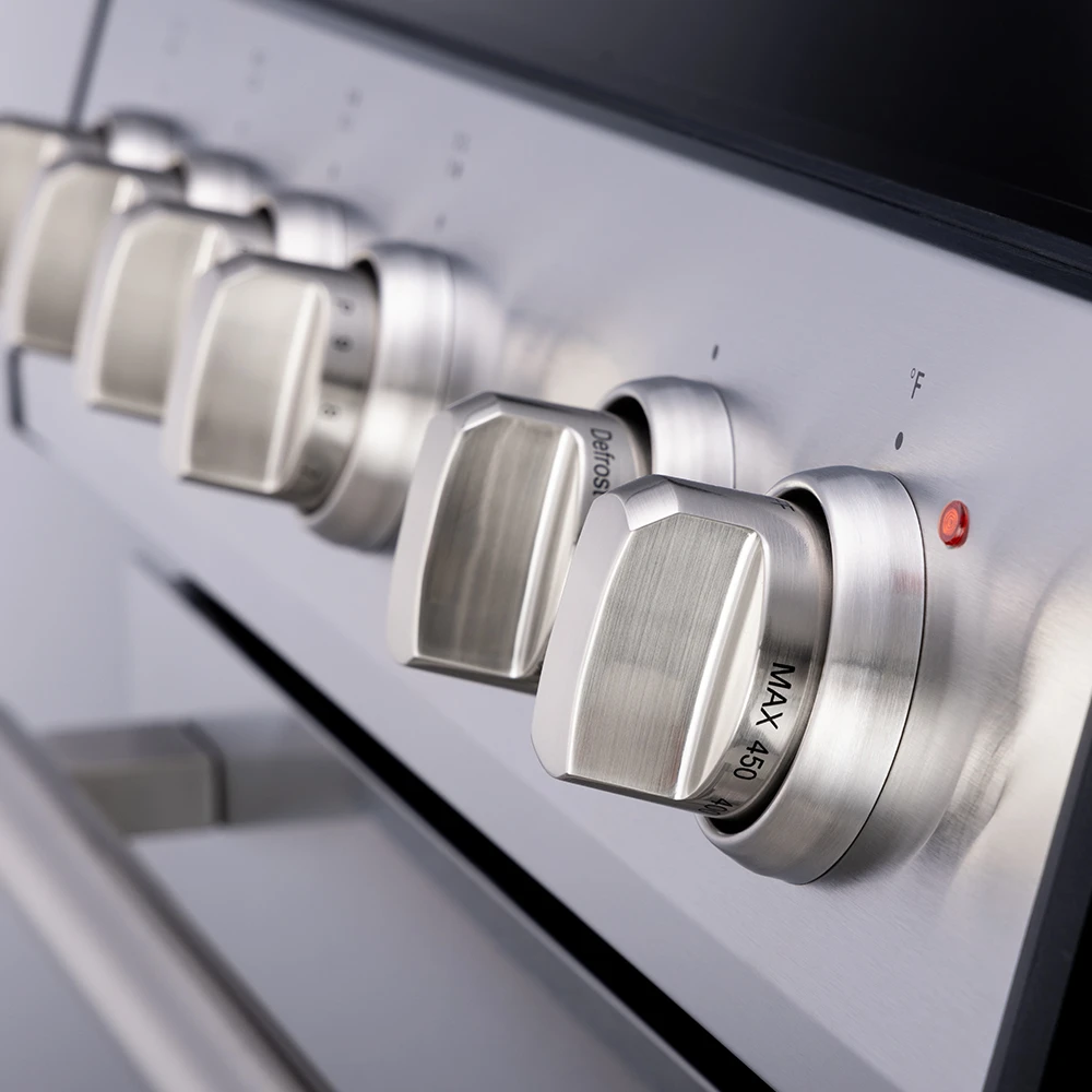 Leonardo Espresso 30-Inch Slide-In Stainless Steel Induction Range, Convection Oven, 5 Cooking Zones FFSIN098230