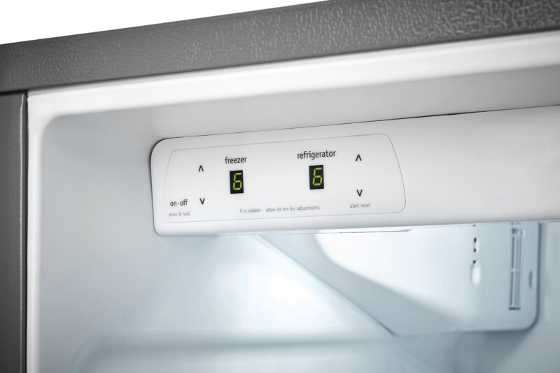 22.1 Cu. Ft. Side-by-Side Refrigerator FFSS2315TS