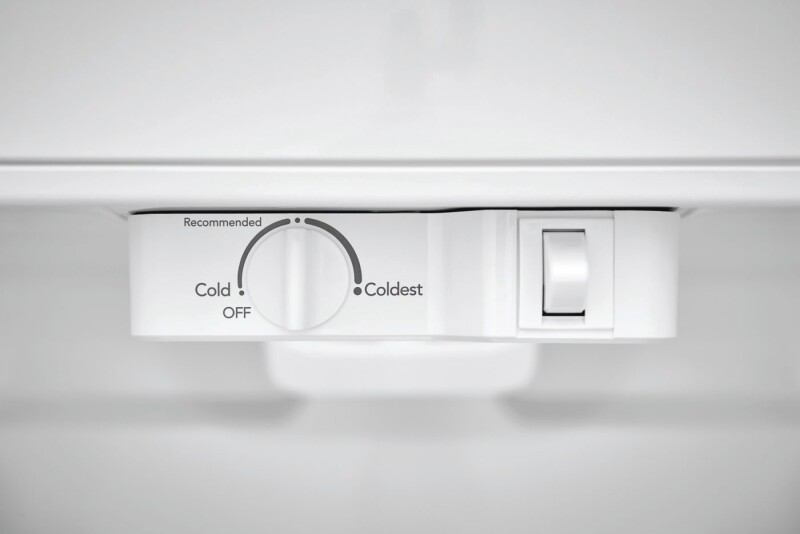 20.0 Cu. Ft. Top Freezer Refrigerator FFTR2045VS