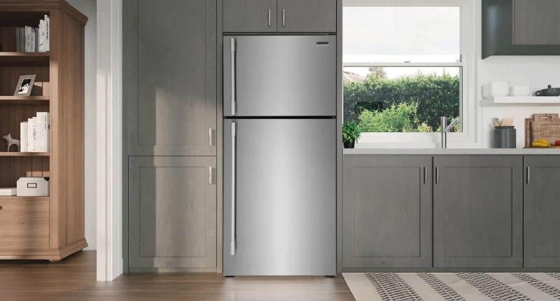 20.0 Cu. Ft. Top Freezer Refrigerator FPHT2097VF