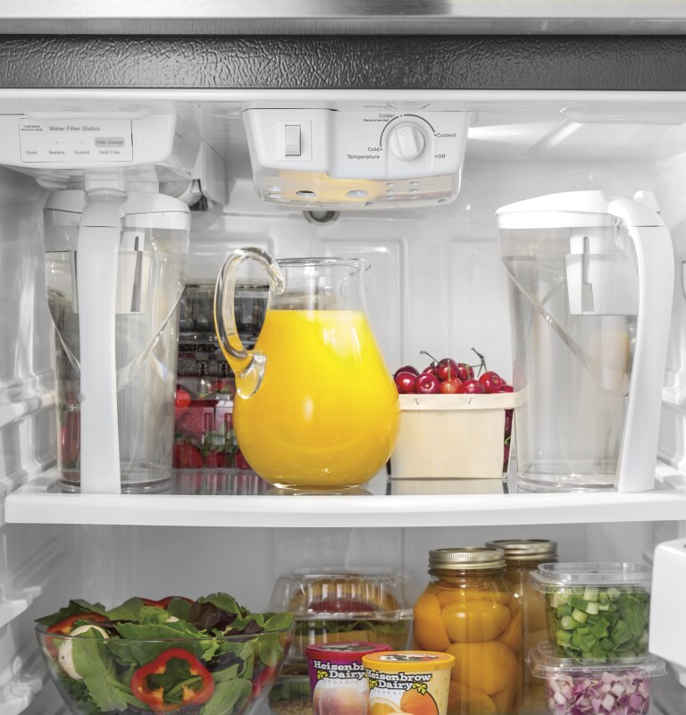 17.5 Cu. Ft. Top-Freezer Refrigerator with Autofill Pitcher GAS18PSJSS