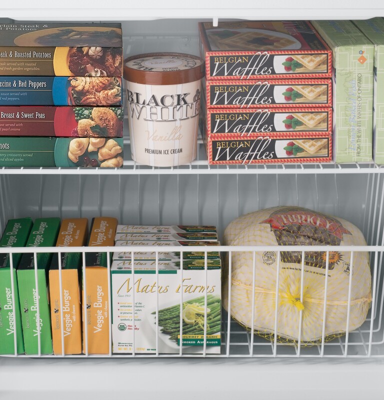 20.3 Cu. Ft. Bottom Freezer Refrigerator GBS20EGHBB
