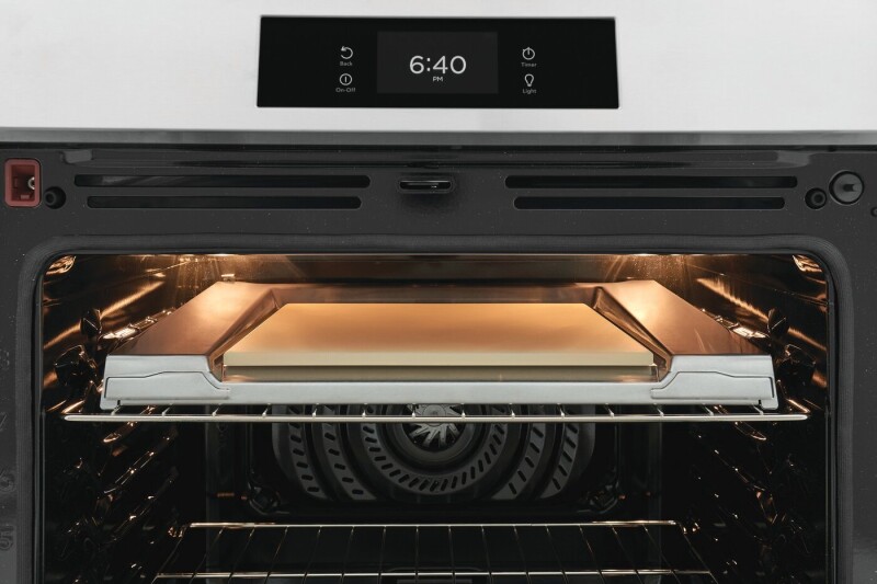 30" Front Control Induction Range with Stone-Baked Pizza GCFI3070BF