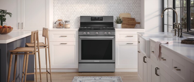 30" Gas Range with No Preheat + Air Fry GCRG3060BF