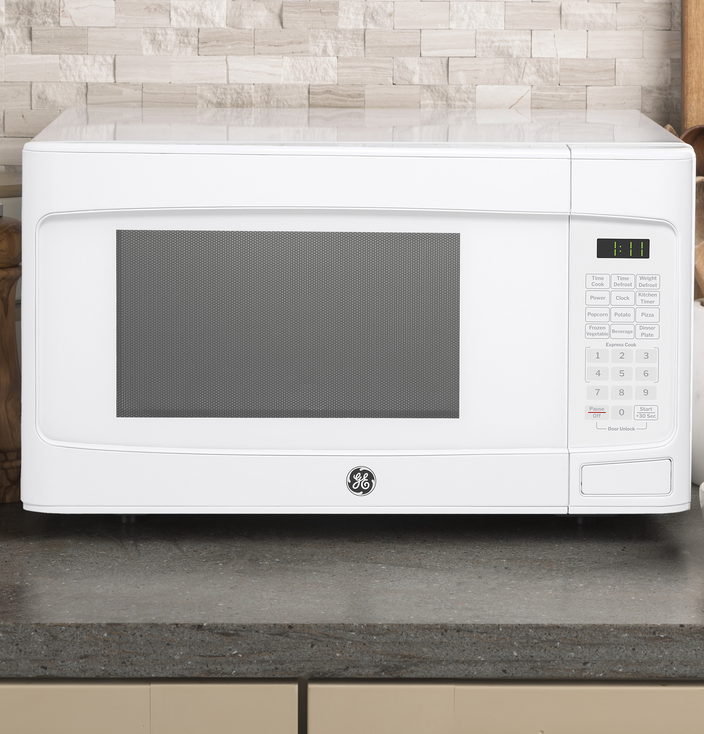 1.1 Cu. Ft. Capacity Countertop Microwave Oven GCST11N1WWW