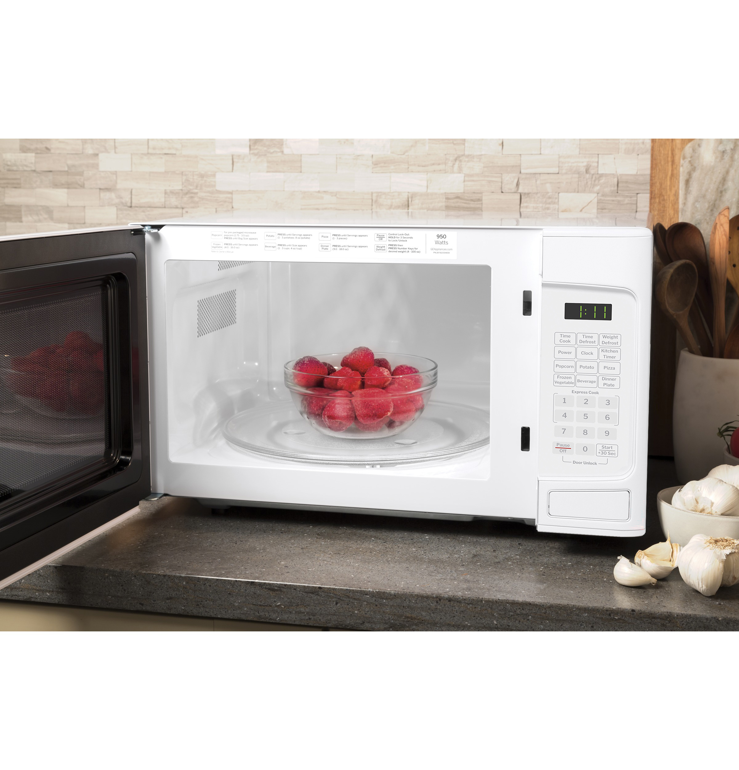 1.1 Cu. Ft. Capacity Countertop Microwave Oven GCST11N1WWW