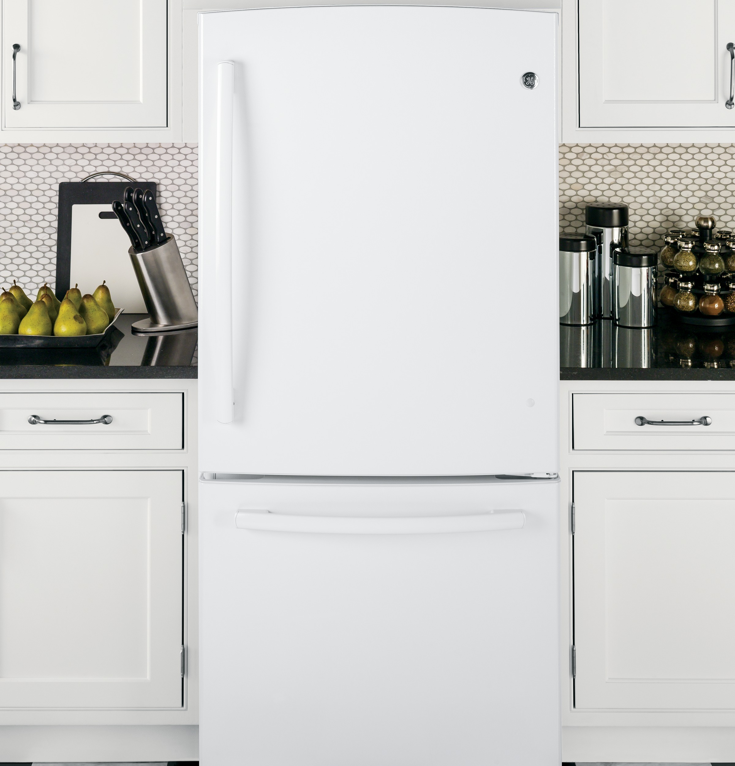 20.2 Cu. Ft. Bottom-Freezer Refrigerator GDE20ETEWW