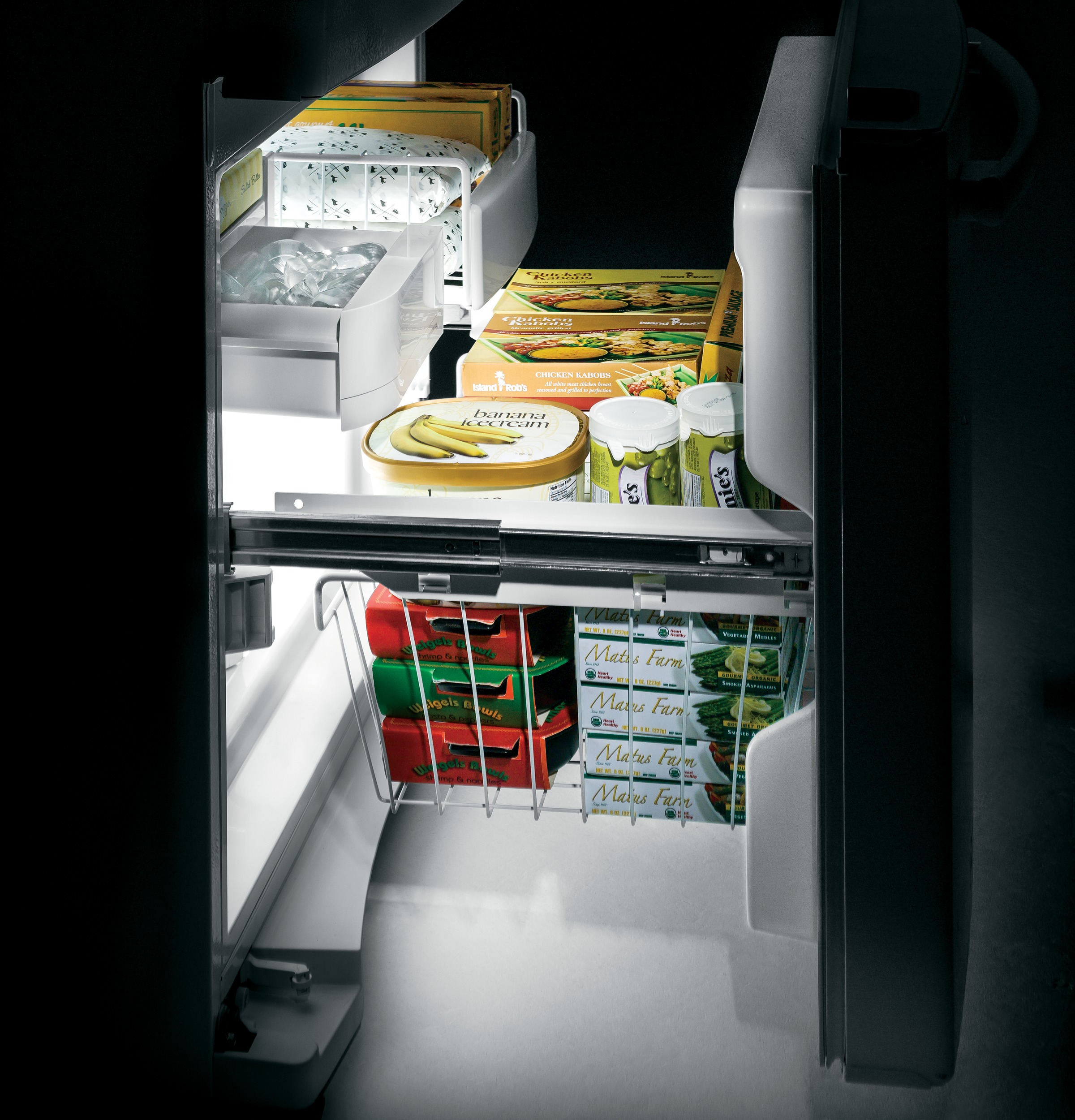 20.2 Cu. Ft. Bottom-Freezer Refrigerator GDE20ETEWW