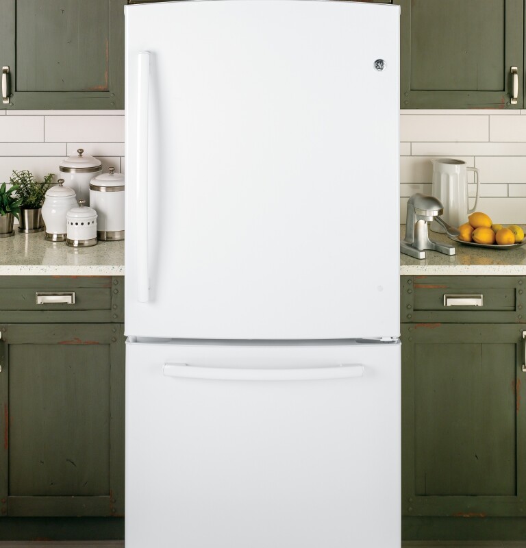 23.1 Cu. Ft. Bottom-Freezer Refrigerator GDE23ETEWW