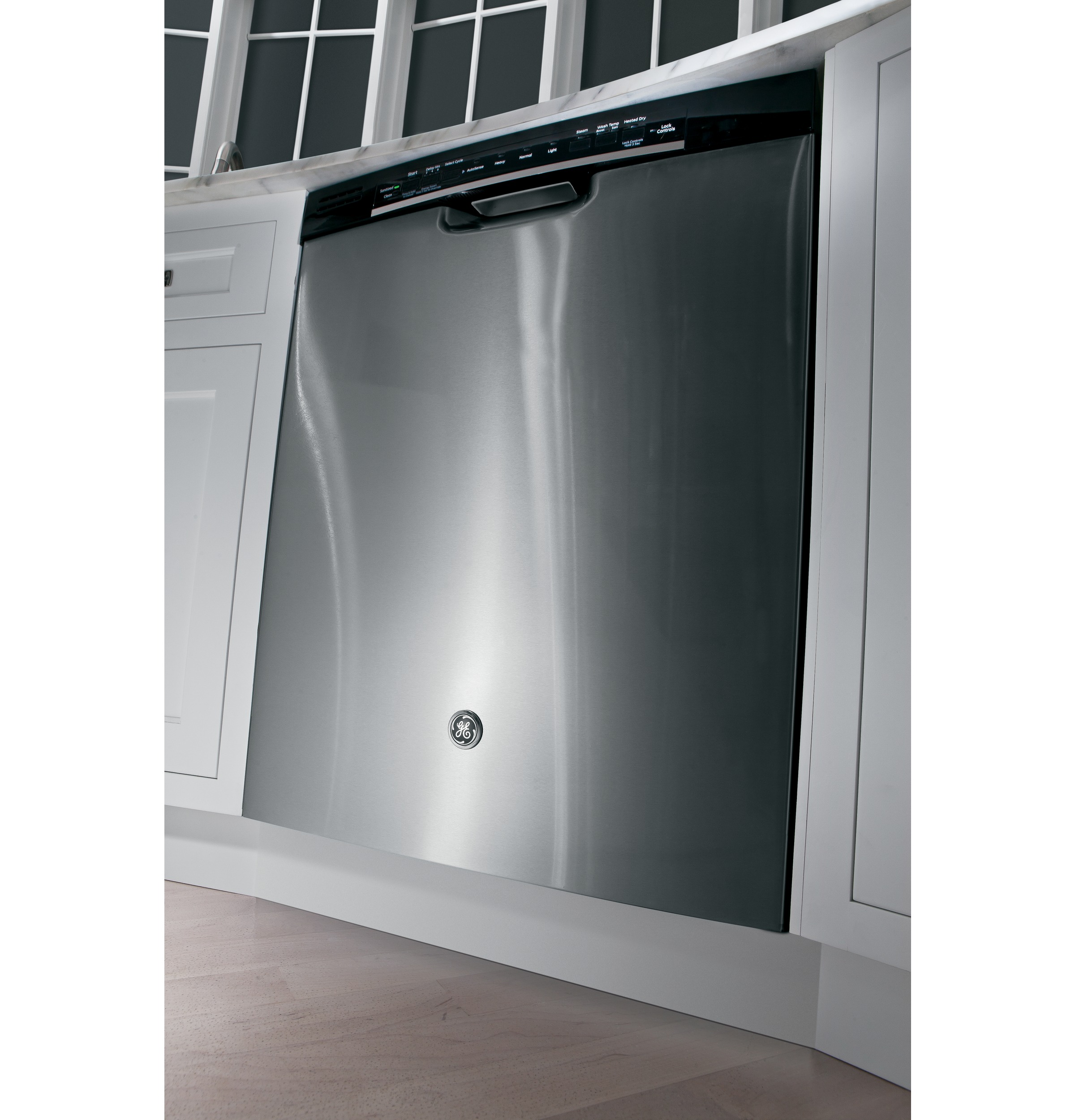 Dishwasher with Front Controls GDF520PSDSS