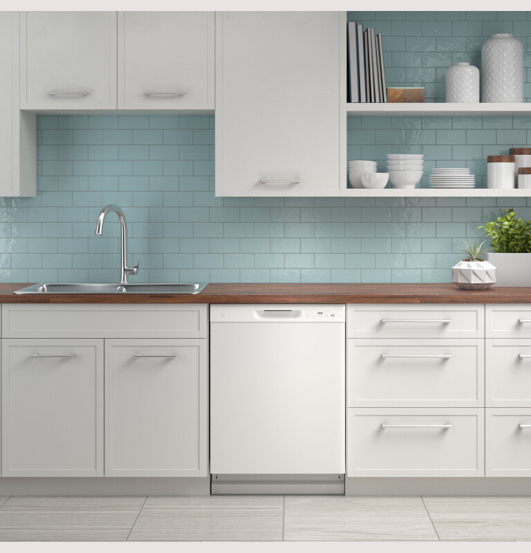 Dishwasher with Front Controls GDF535PGRWW