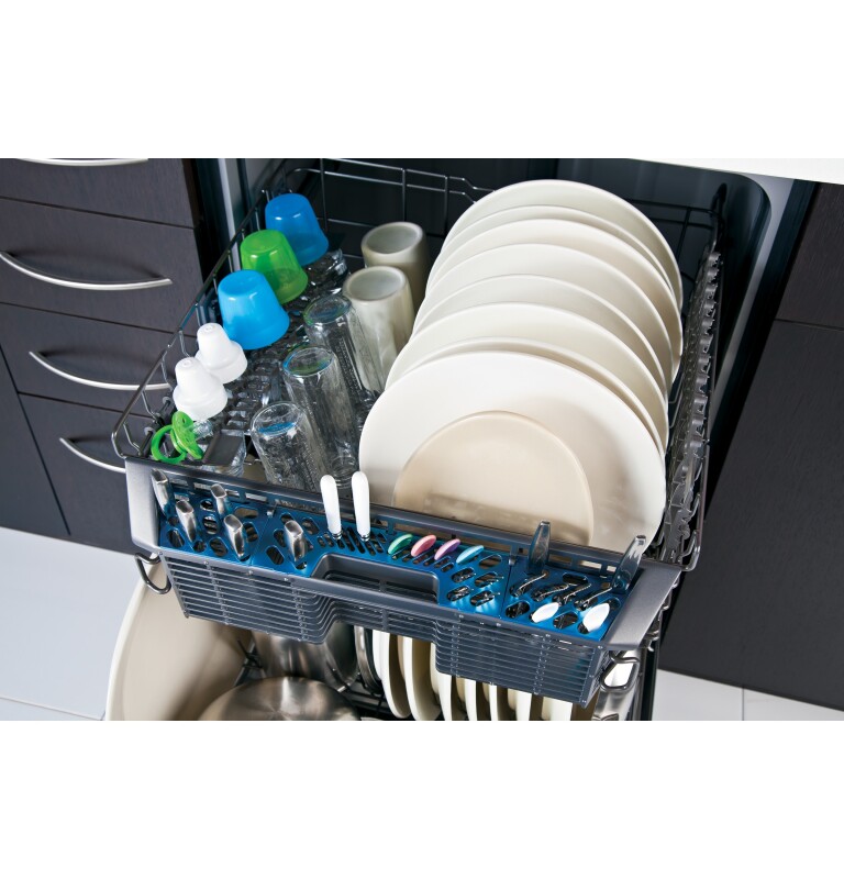 Hybrid Stainless Steel Interior Dishwasher with Front Controls GDF540HSFSS