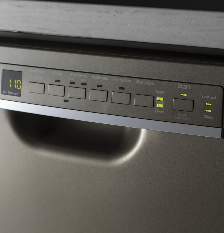 Dishwasher with Front Controls GDF610PMJES