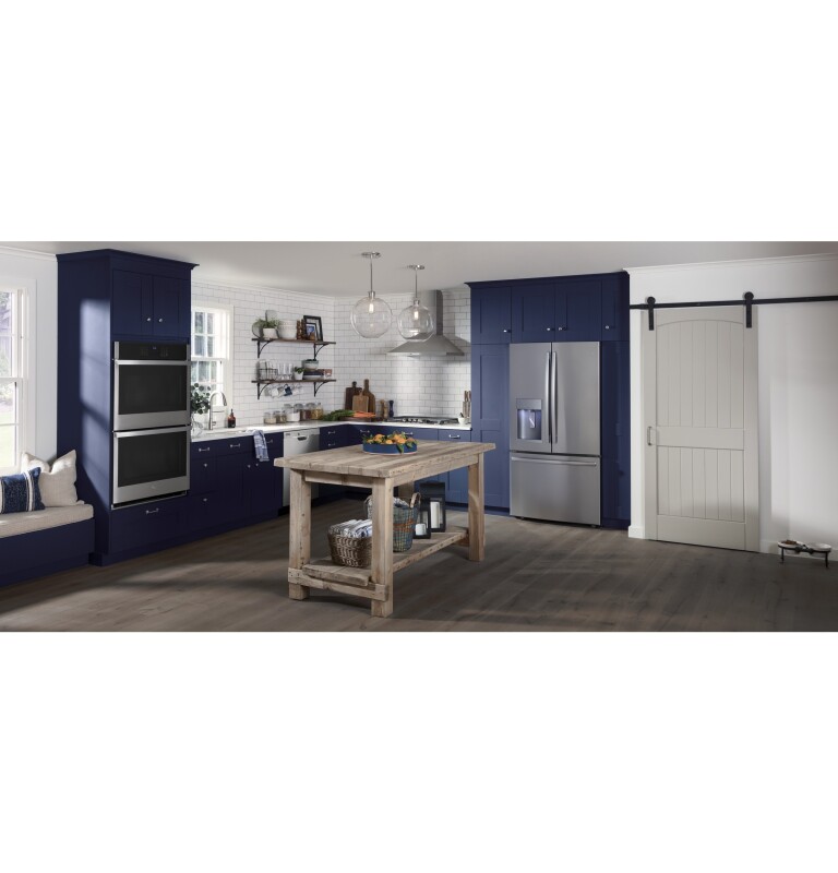 Front Control with Plastic Interior Dishwasher with Sanitize Cycle & Dry Boost GDF630PSMSS