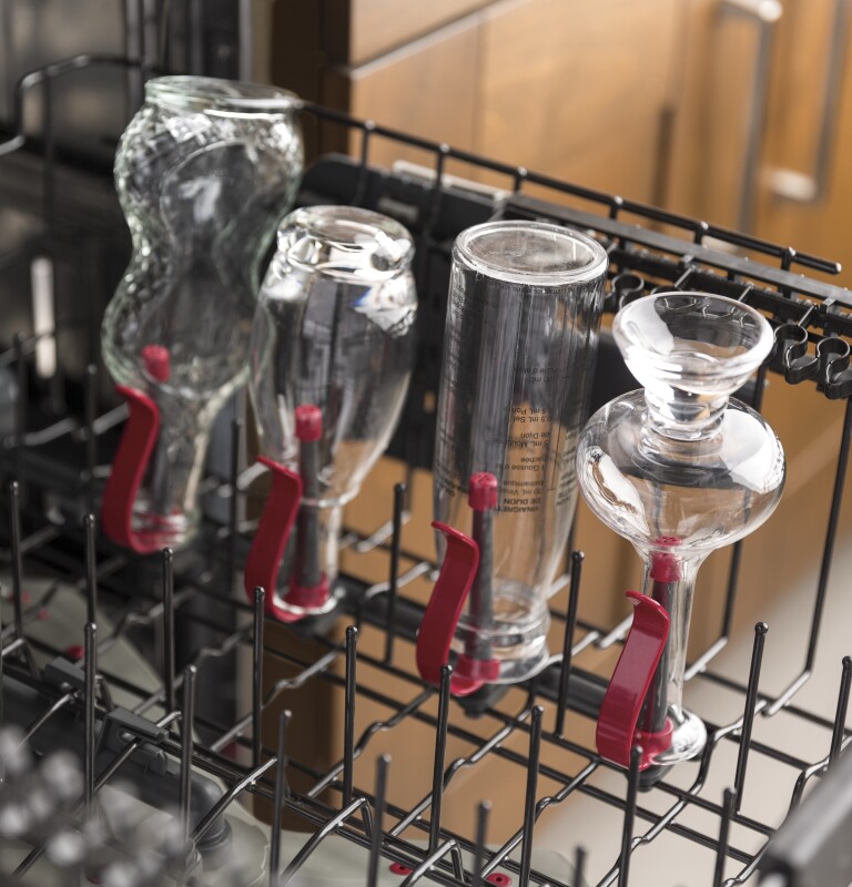 Stainless Steel Interior Dishwasher with Front Controls GDF650SSJSS