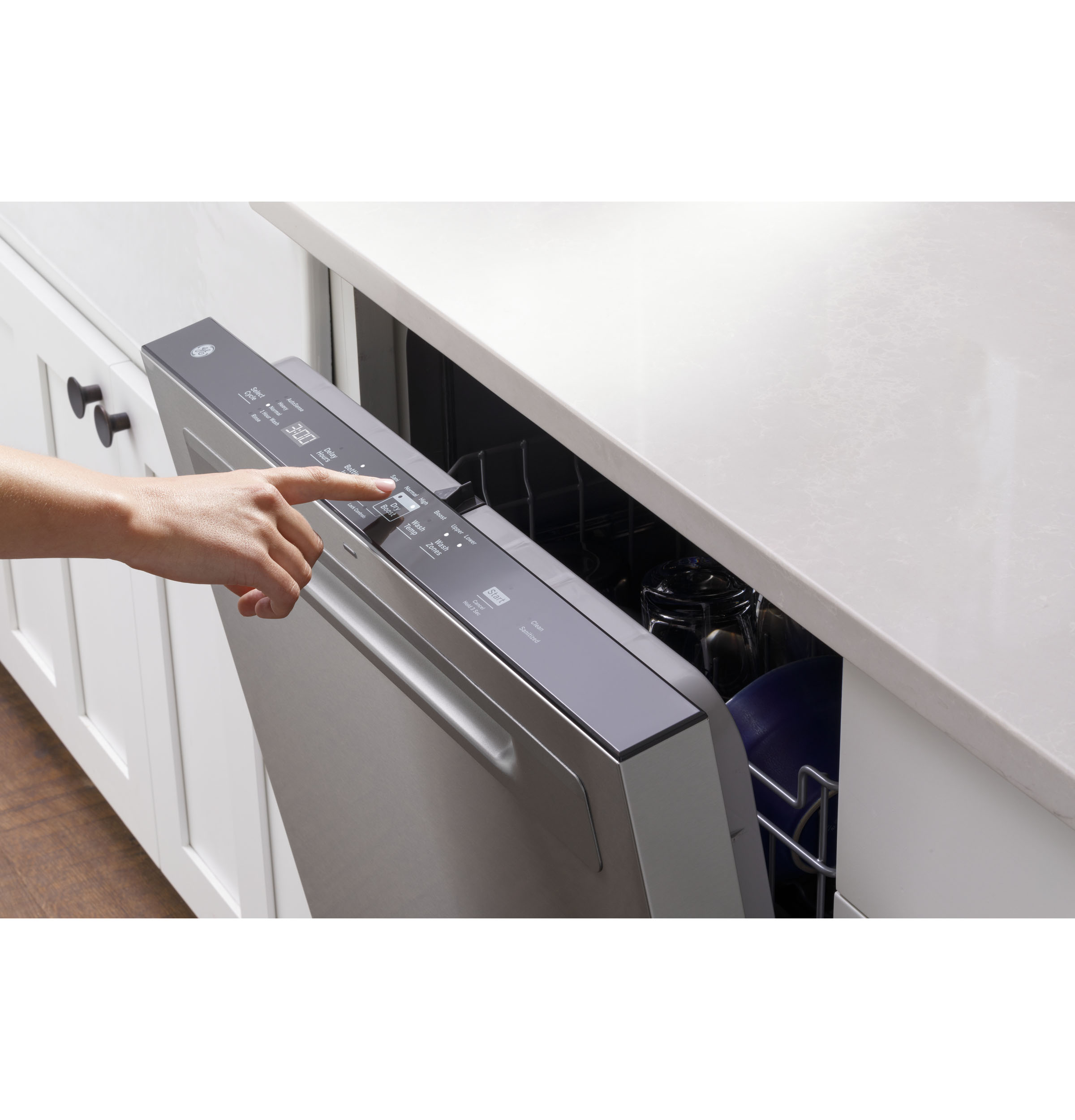 Top Control with Plastic Interior Dishwasher with Sanitize Cycle & Dry Boost GDP630PMRES