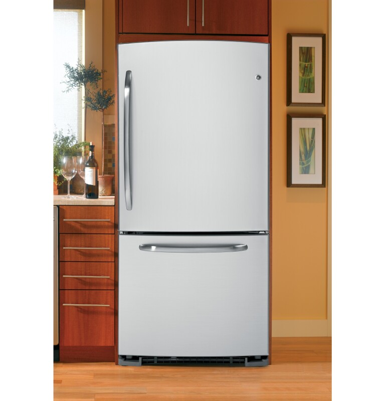 22.7 Cu. Ft. Bottom-Freezer Drawer Refrigerator GDSL3KCYRLS