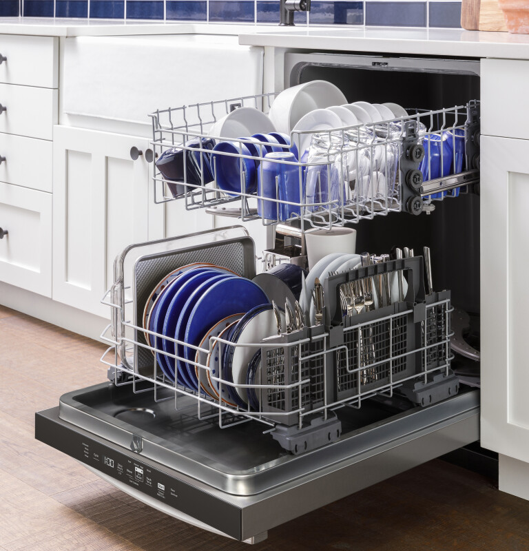 Top Control Hybrid Tub Dishwasher with Dry Boost & 52 dBA GDT565HSYSS