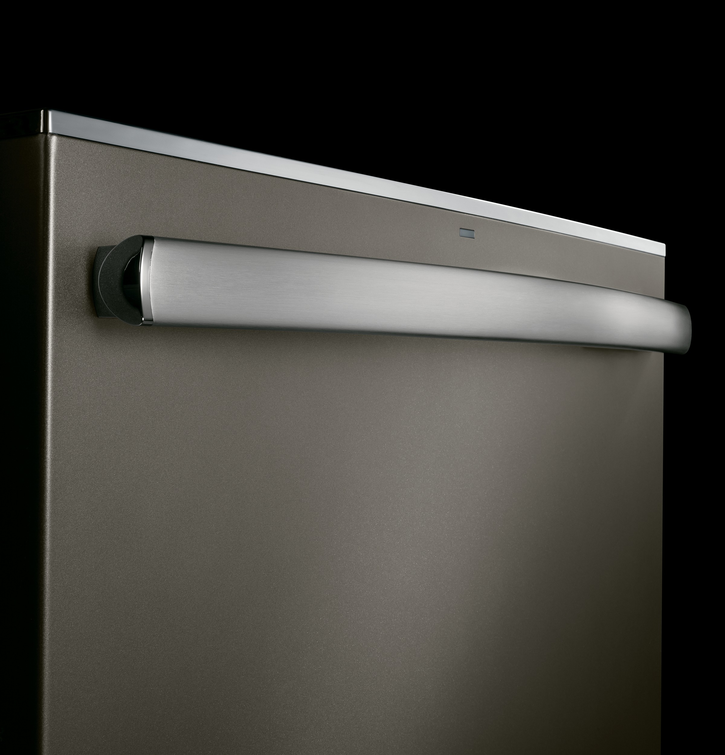 Stainless Steel Interior Dishwasher with Hidden Controls GDT590SMJES