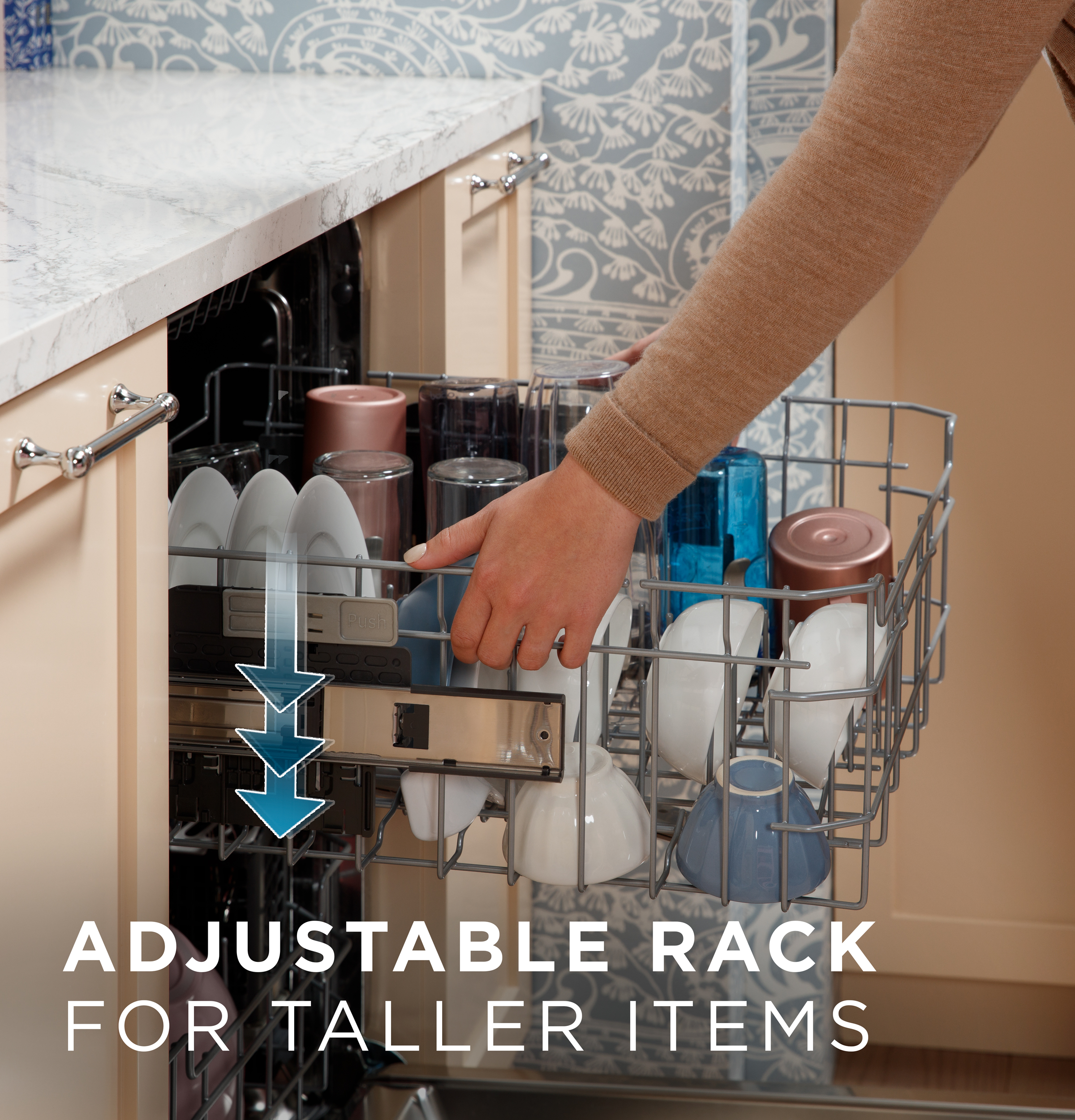 GE® ENERGY STAR® Top Control with Stainless Steel Interior Dishwasher with Sanitize Cycle GDT670SGVWW