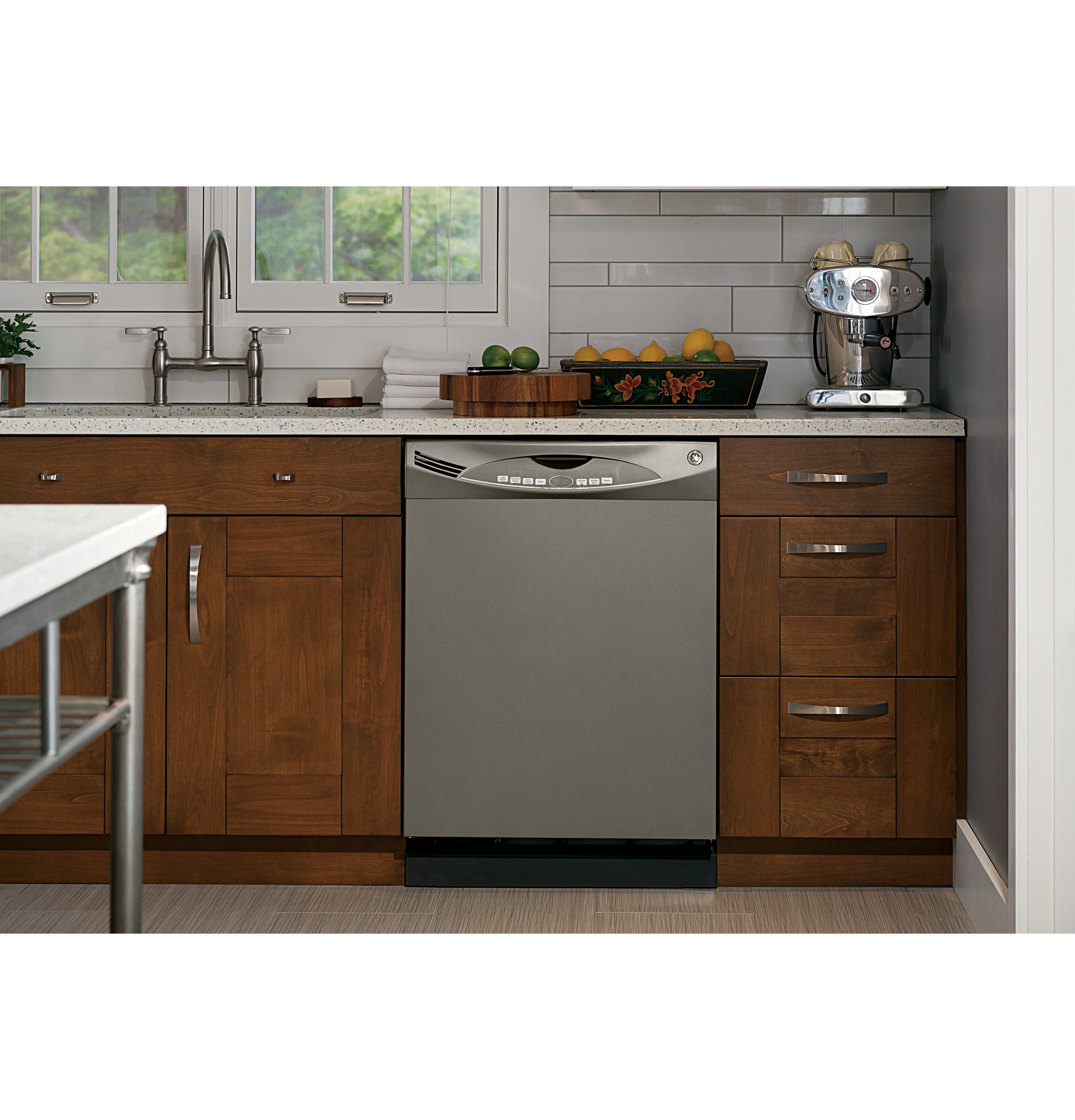 Built-In Dishwasher GDWF150VES